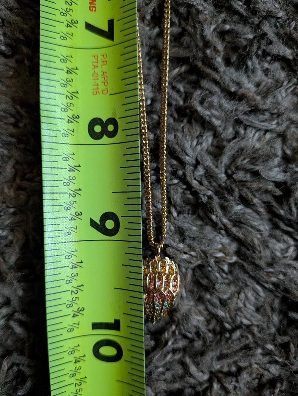 Kurt Geiger Eagle Head Gold Tone Multicolor Charm Pendant Necklace NEW - Picture 8 of 8